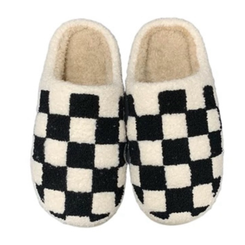 NWT - Checkered Slippers